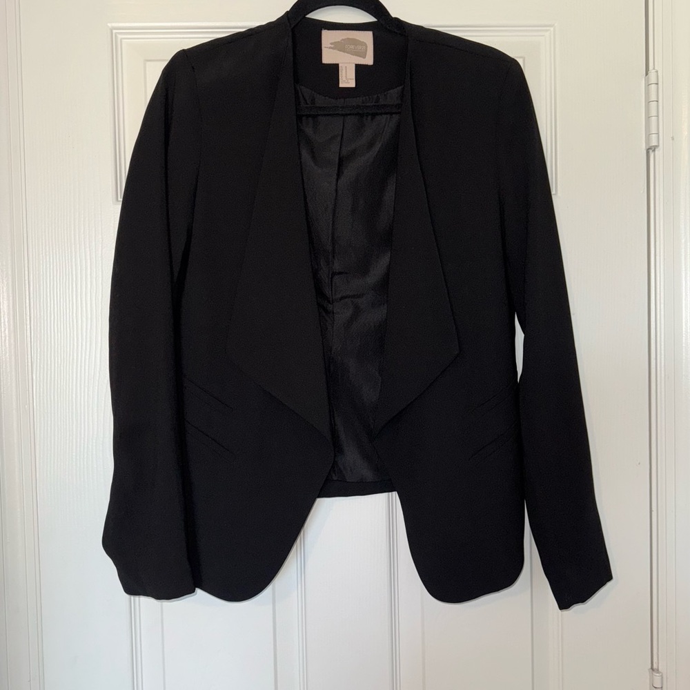 Forever 21 Women’s Black Open Front Blazer